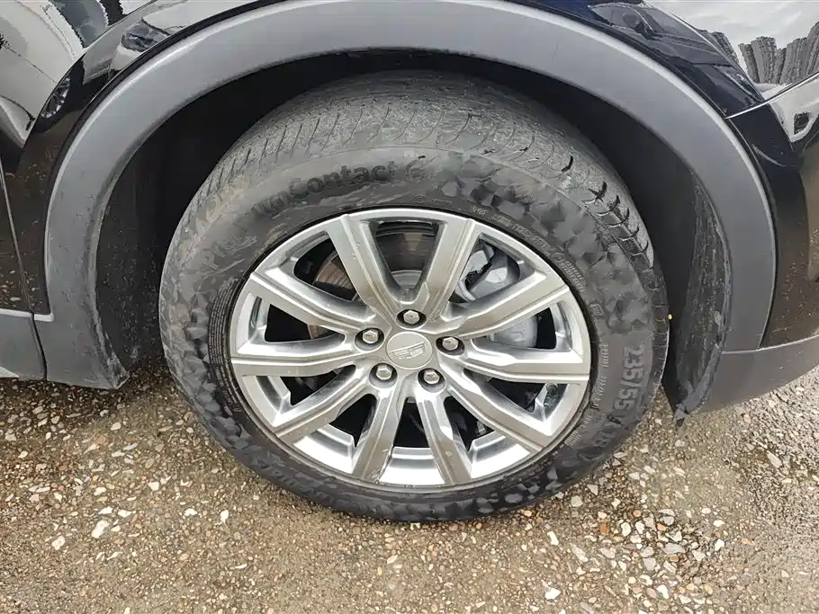Cadillac XT4 2021 28T