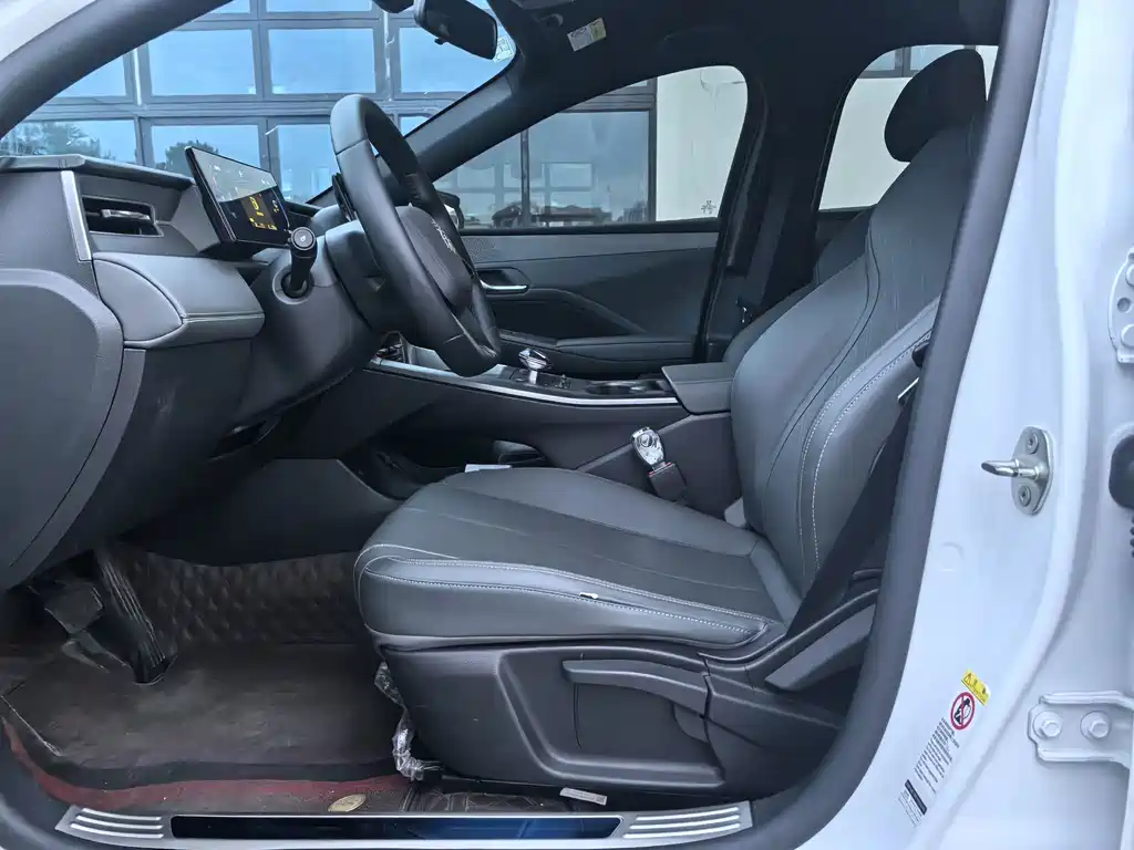 BYD Qin PLUS — миниатюра 10
