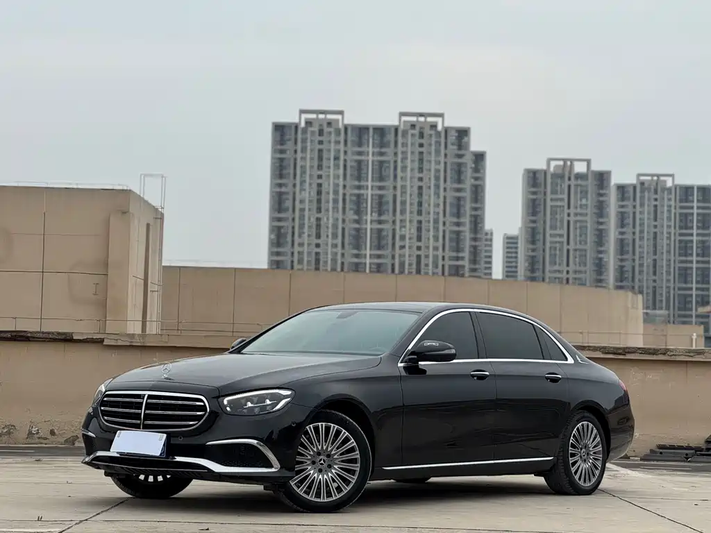 Mercedes-Benz E-Class 2023