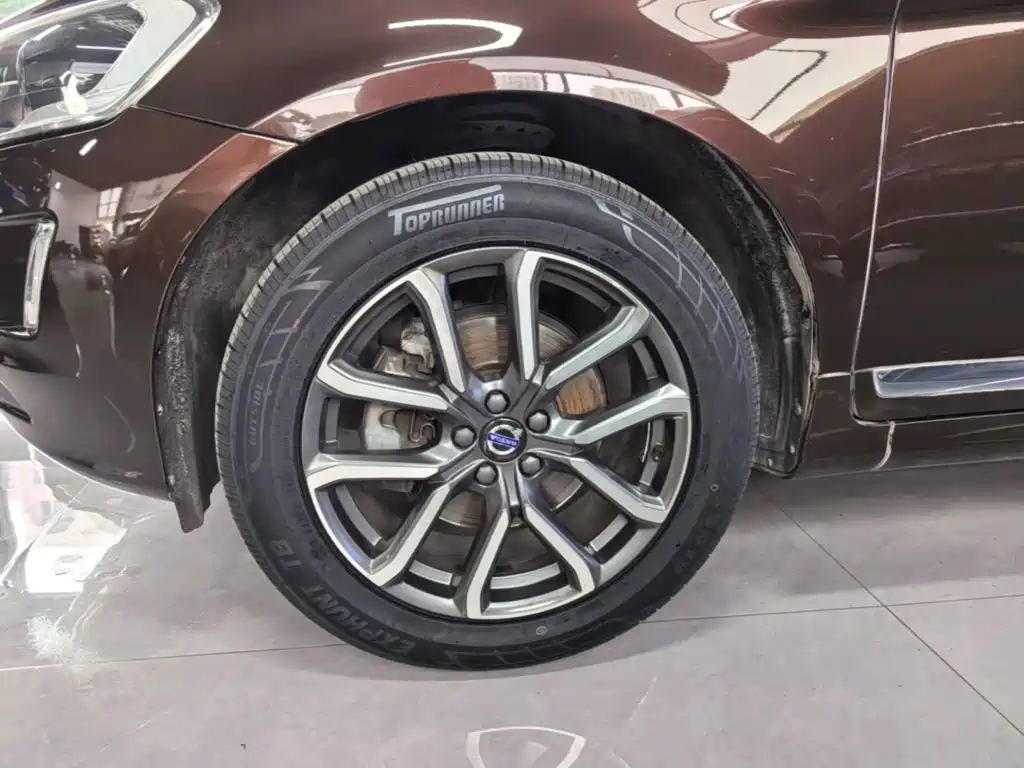 Volvo XC60 — миниатюра 23