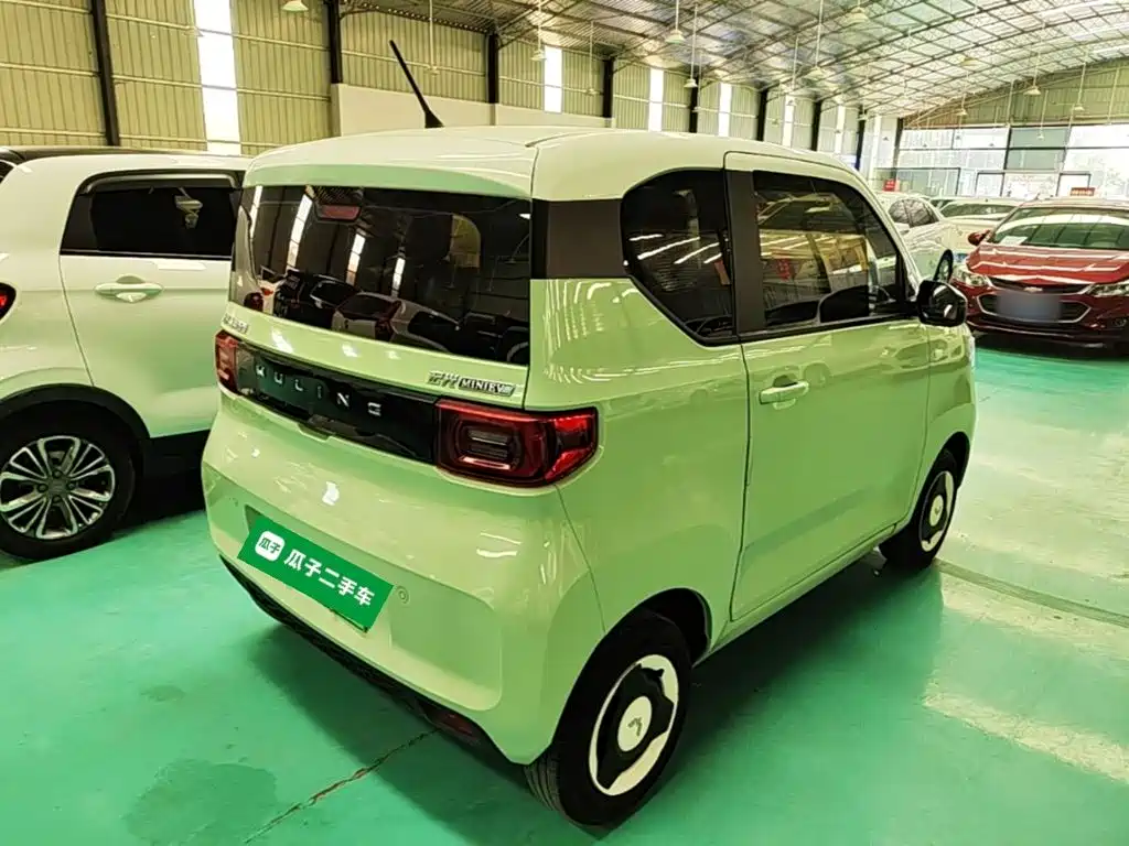 Wuling MINIEV — миниатюра 7