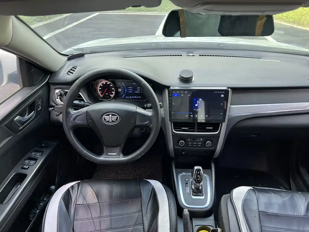 Bestune B30EV — миниатюра 15