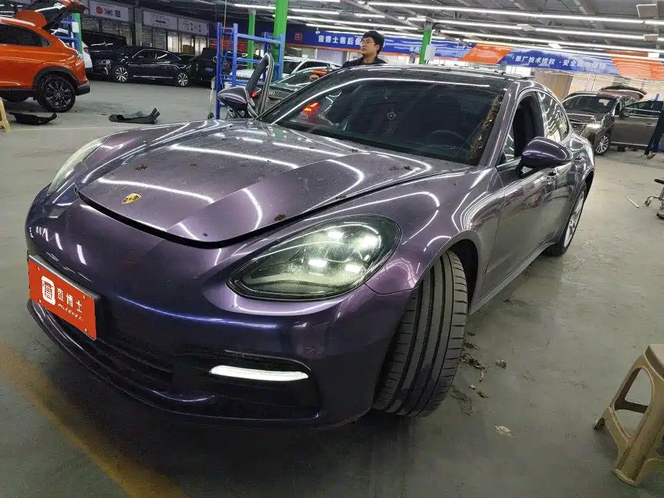 Porsche Panamera 2019