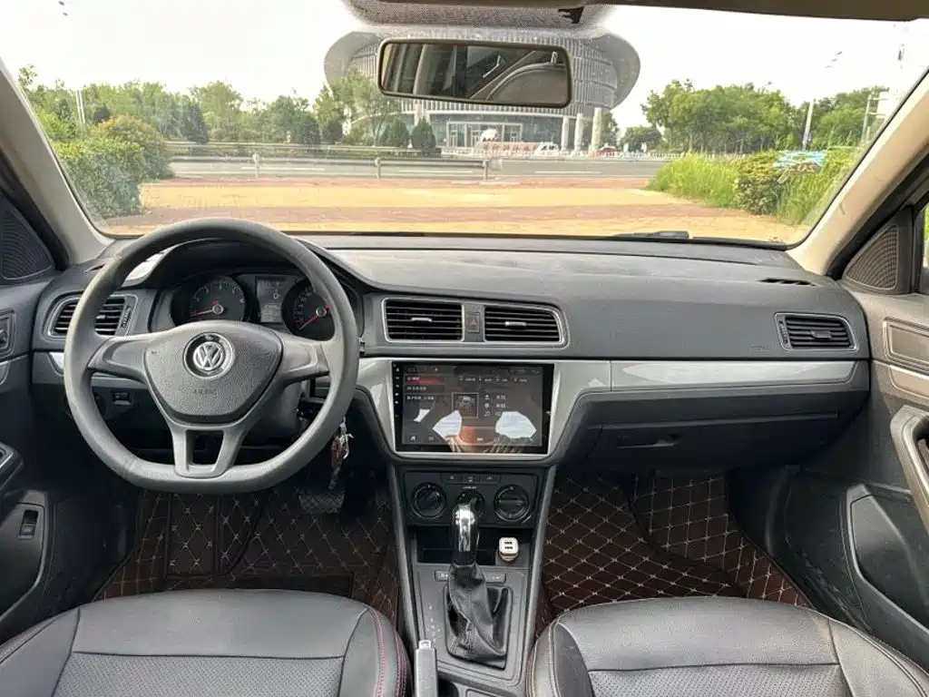 Volkswagen Lavida — миниатюра 9