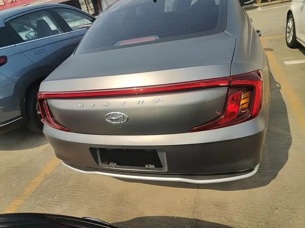 Hyundai Mistra — миниатюра 6