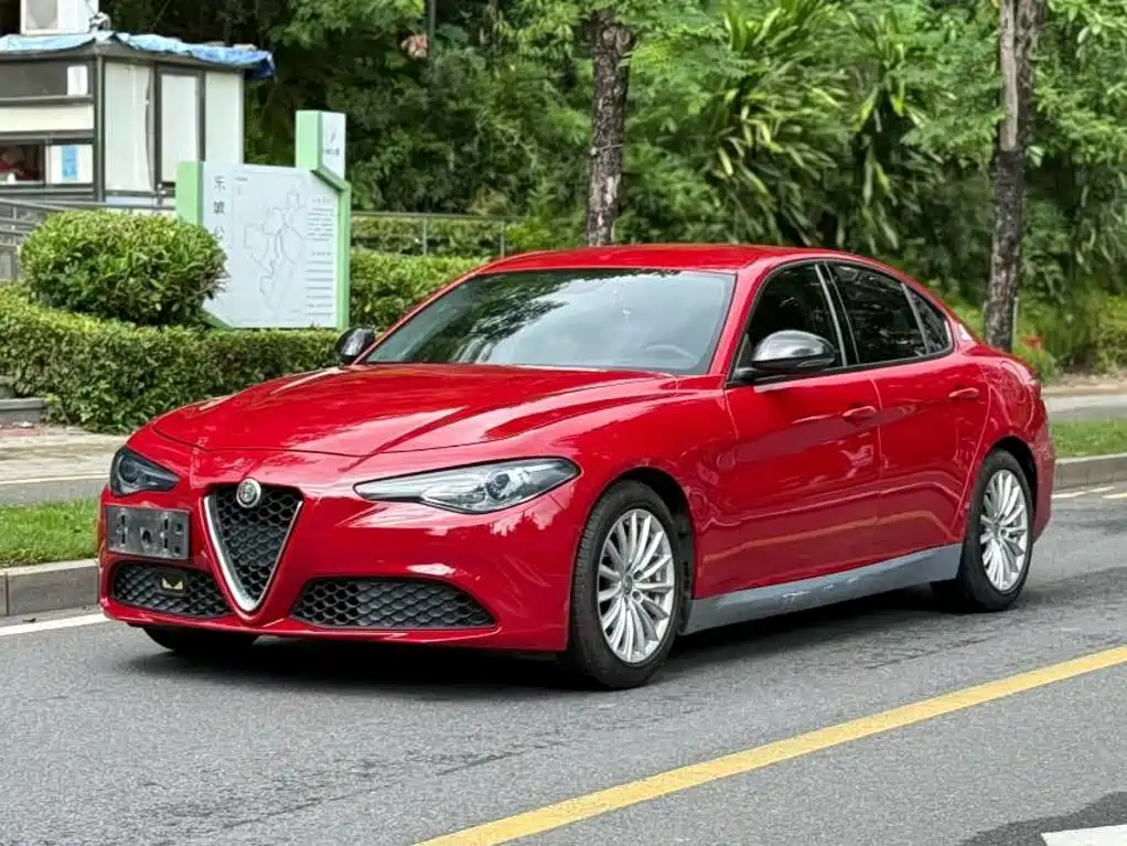 Alfa Romeo Giulia — миниатюра 9