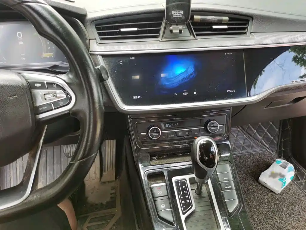 Geely Emgrand GL — миниатюра 6