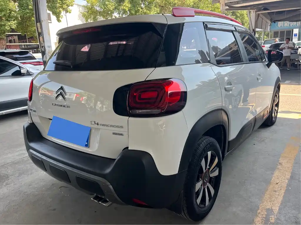 Citroen C4 Aircross — миниатюра 6