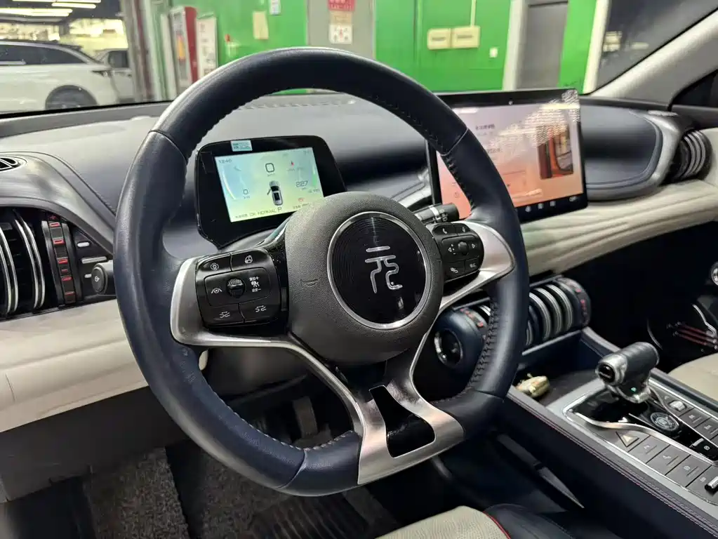 BYD Yuan Plus — миниатюра 4