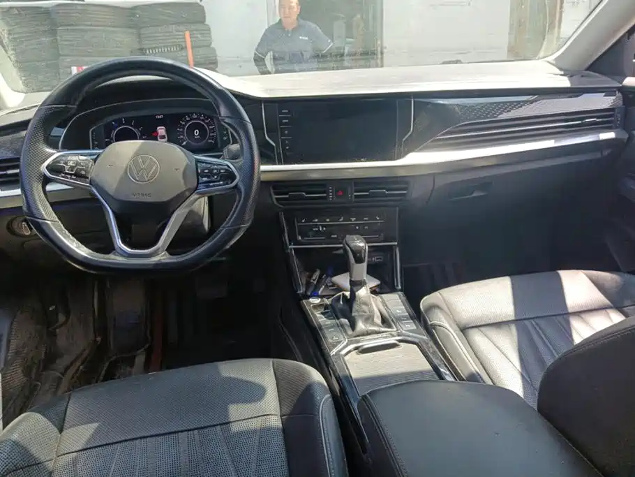 Volkswagen 帕萨特插电混动 — миниатюра 12