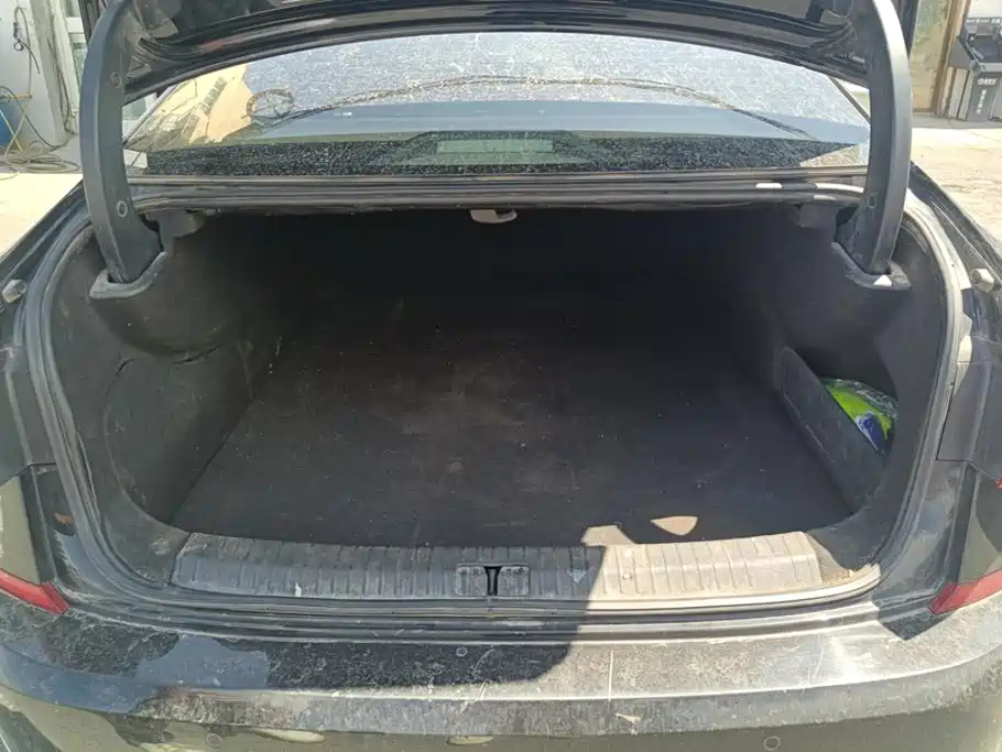 Volkswagen 帕萨特插电混动 — миниатюра 4