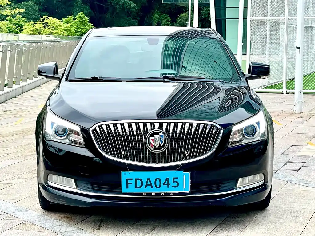 Buick LaCrosse — миниатюра 2