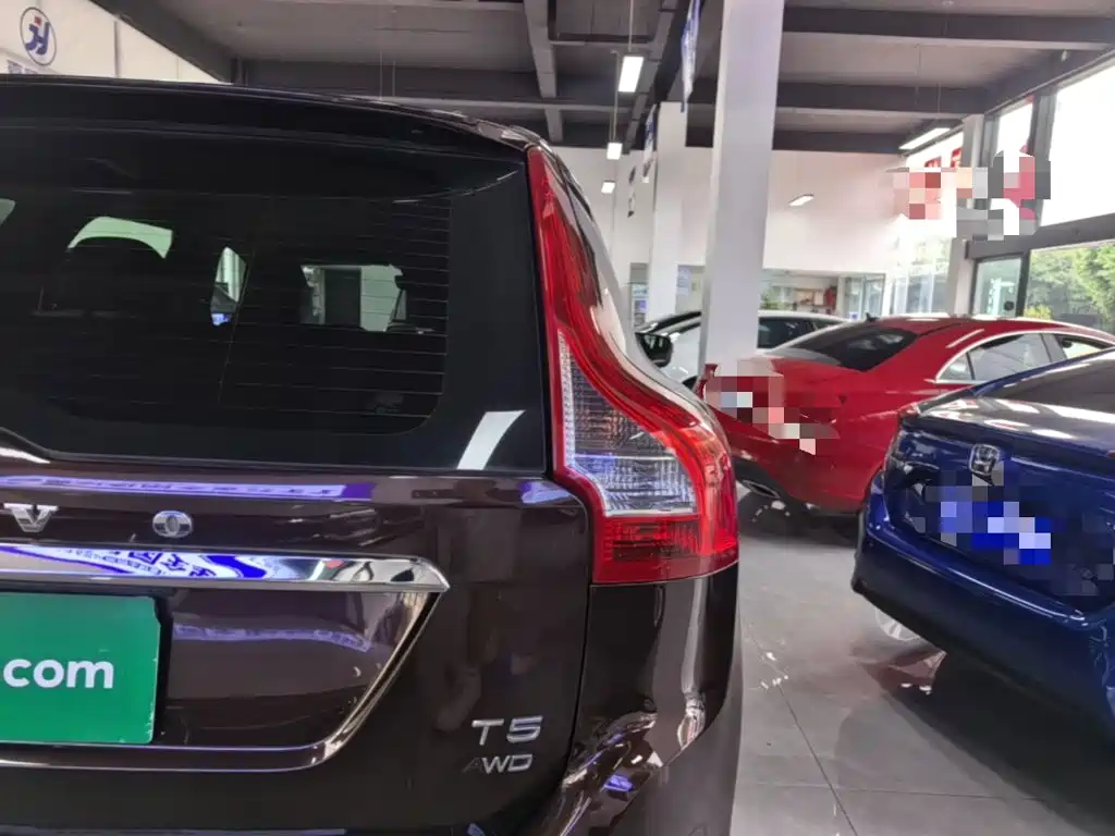 Volvo XC60 — миниатюра 8