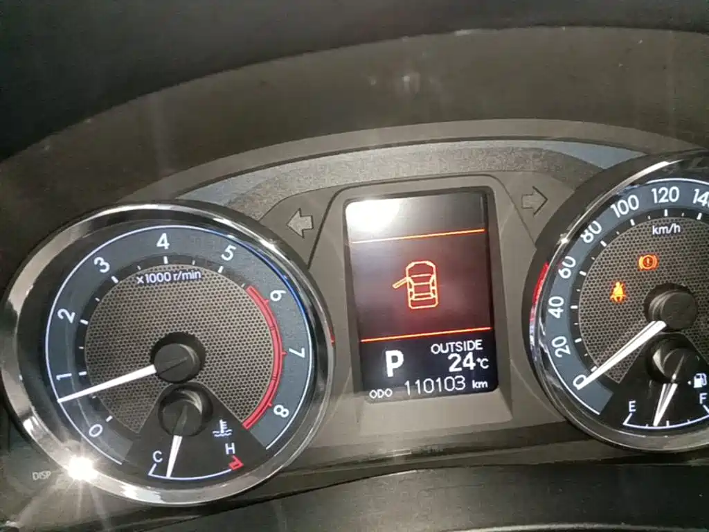 Toyota Corolla — миниатюра 12