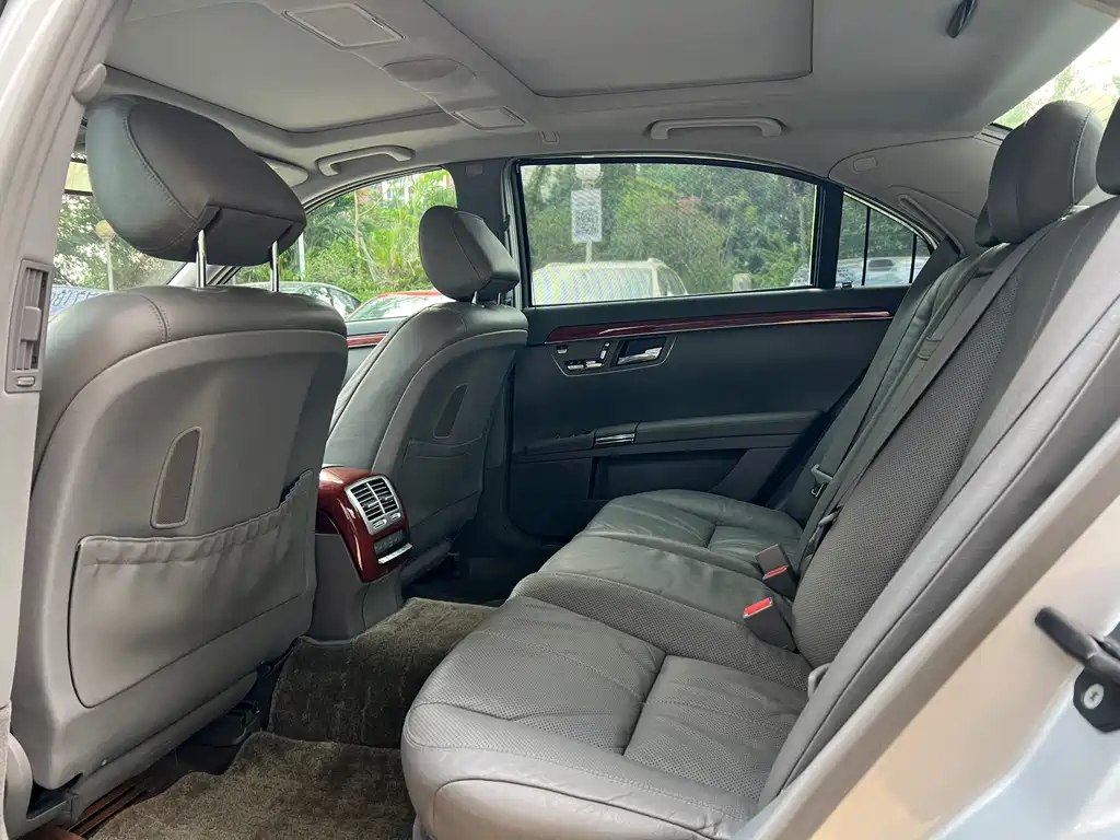 Mercedes-Benz S-Class S 2006 S 350