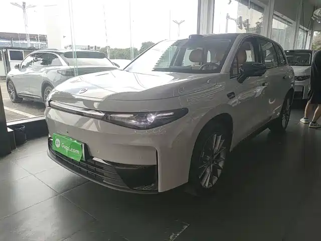 2025 Leapmotor C10