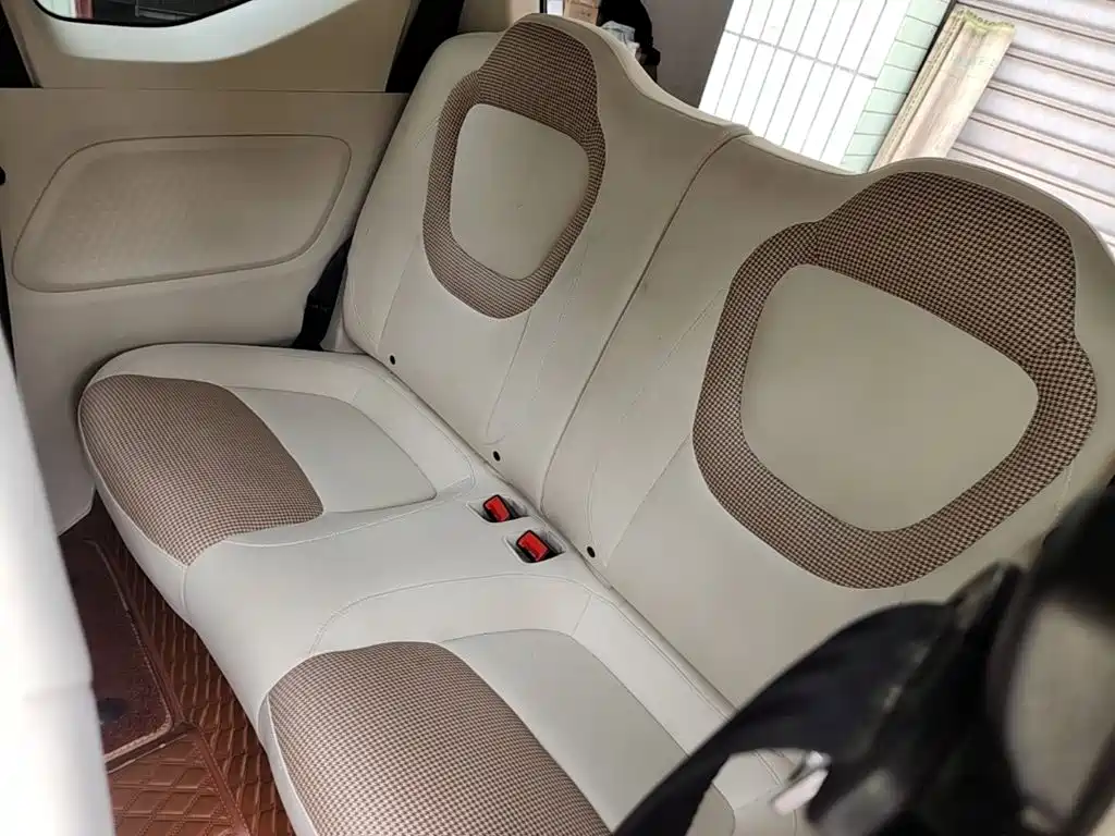 Wuling MINIEV — миниатюра 17