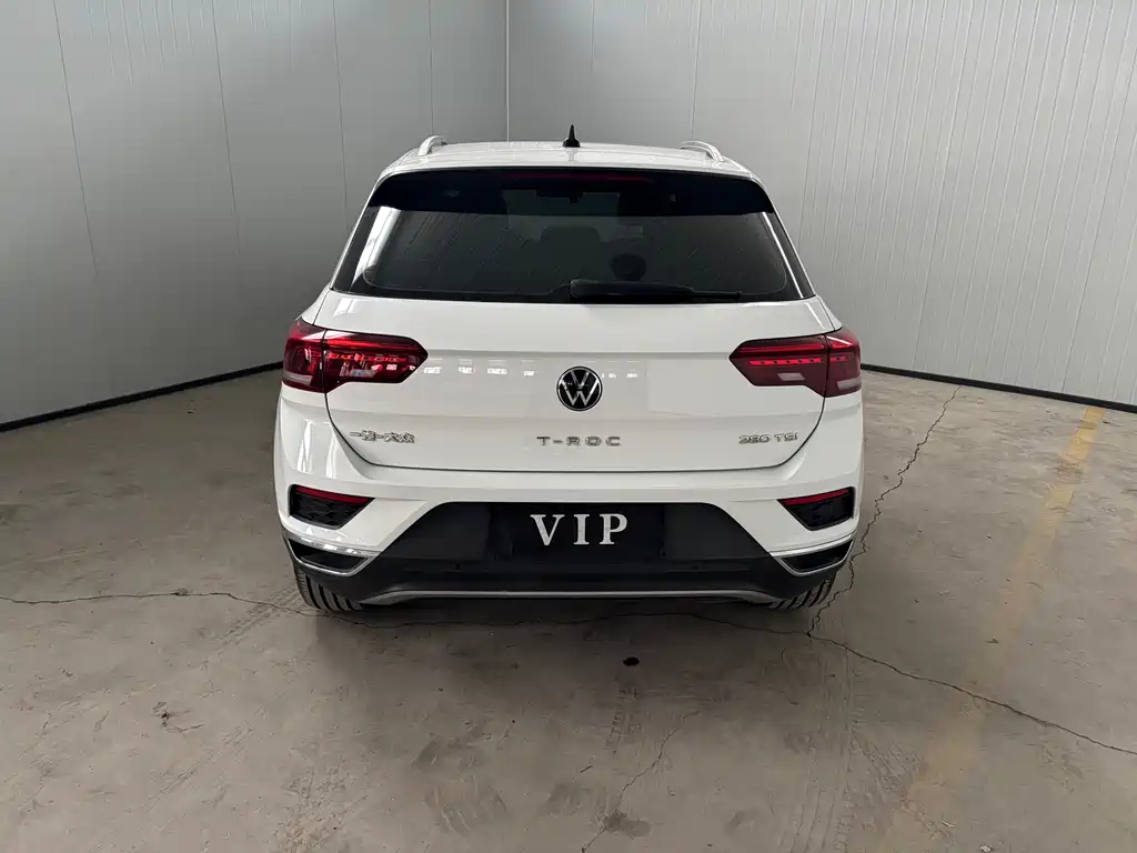 Volkswagen T-Roc 2022 280TSI DSG PLUS