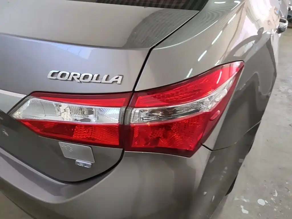 Toyota Corolla — миниатюра 8