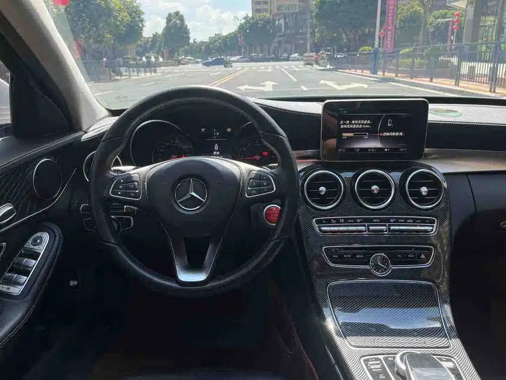 Mercedes-Benz C-Class — миниатюра 10