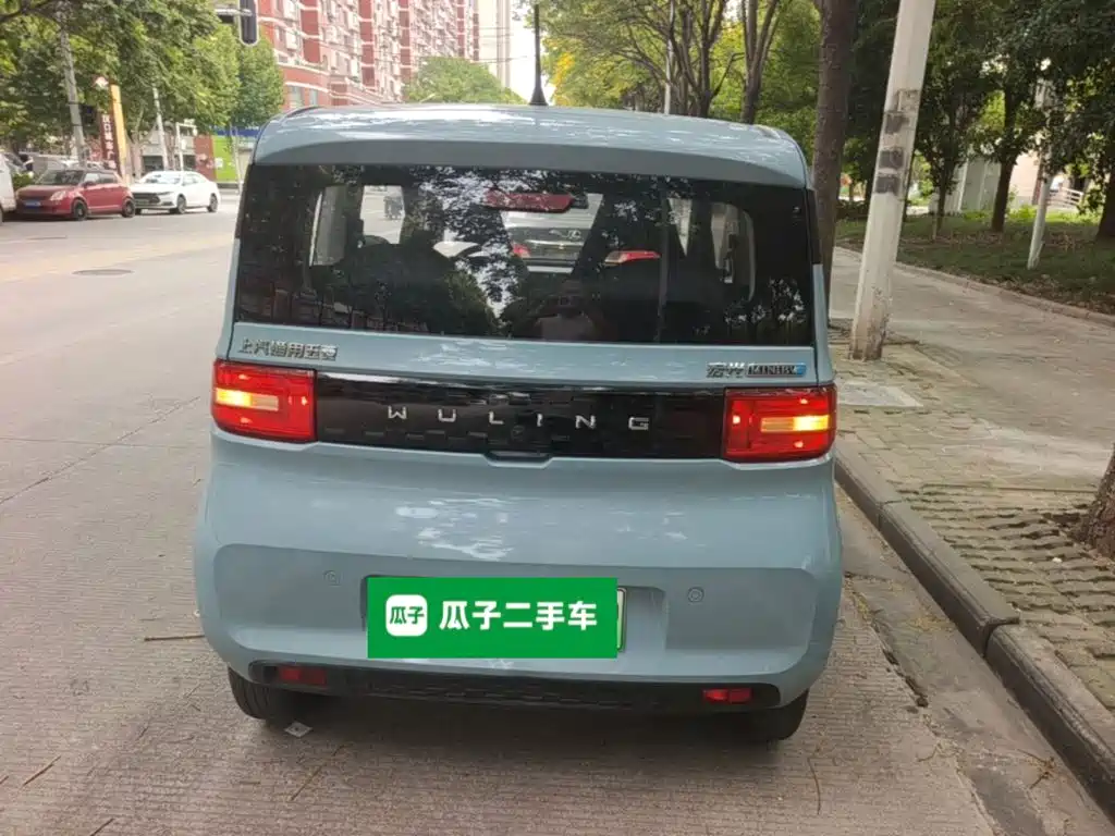 Wuling MINIEV — миниатюра 6