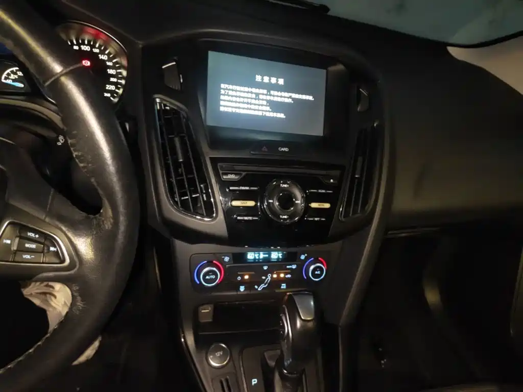 Ford Focus — миниатюра 9