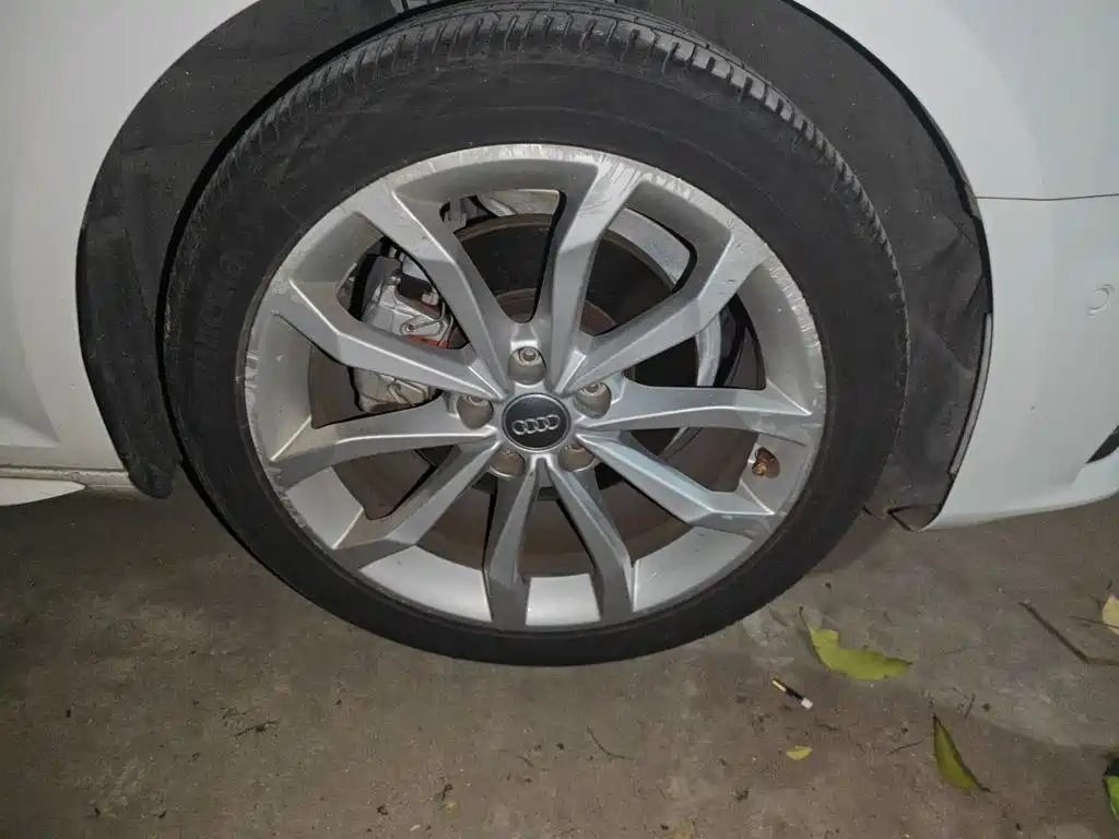 Audi A4L — миниатюра 24
