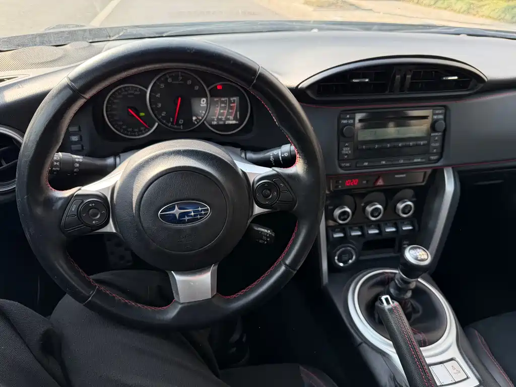 SUBARU BRZ