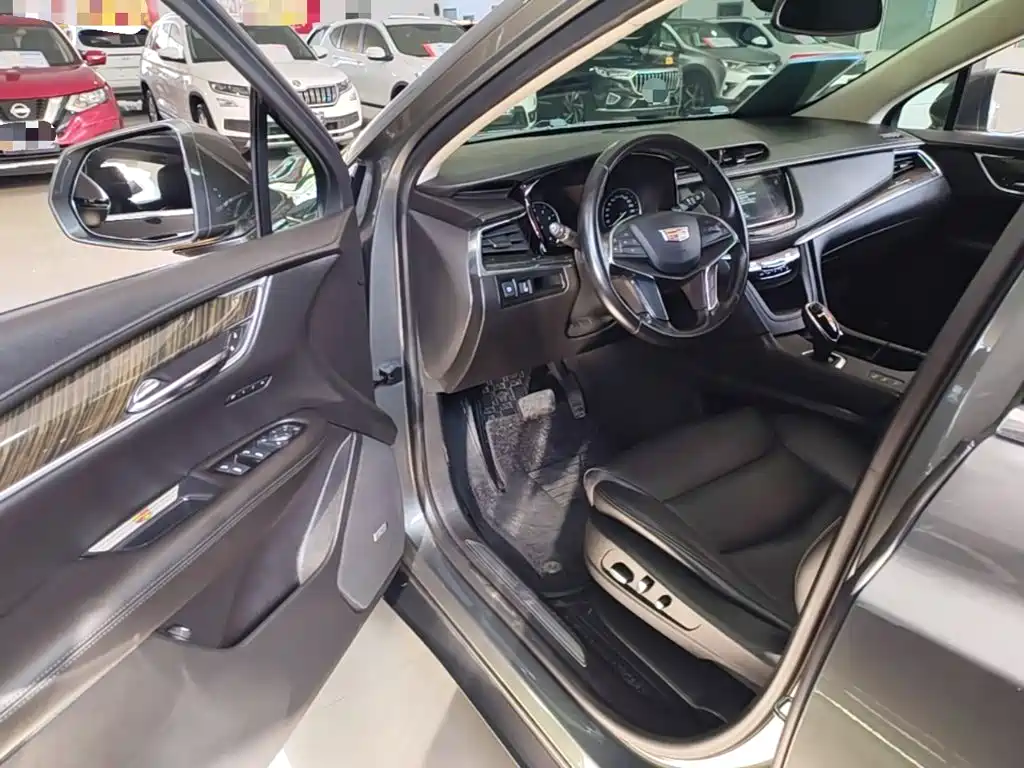 Cadillac XT5 — миниатюра 16