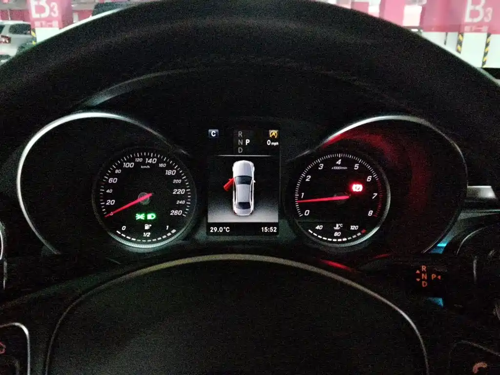 Mercedes-Benz C-Class — миниатюра 7