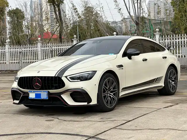 MERCEDES-BENZ AMG GT