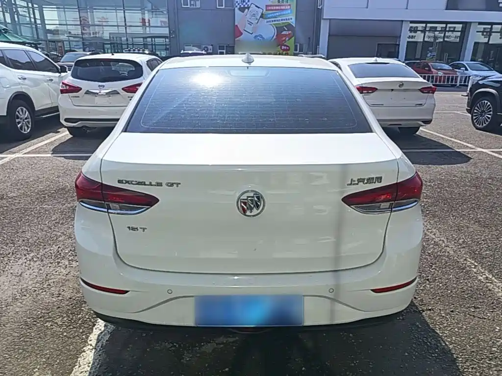 Buick Excelle — миниатюра 6