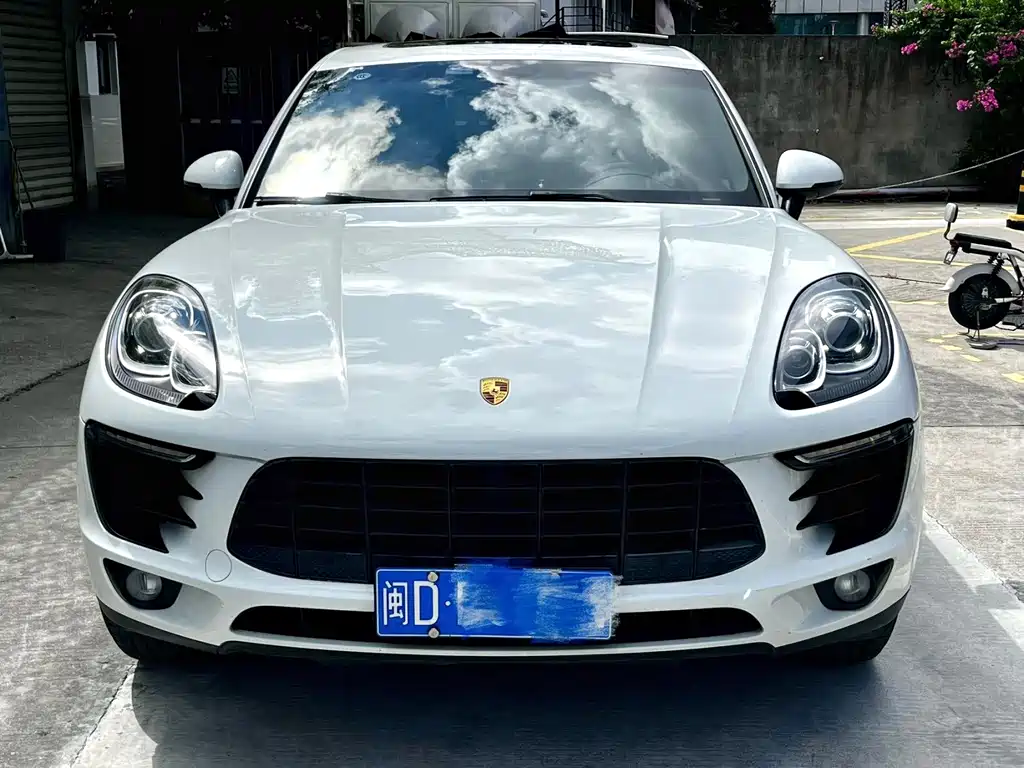 Porsche Macan — миниатюра 2