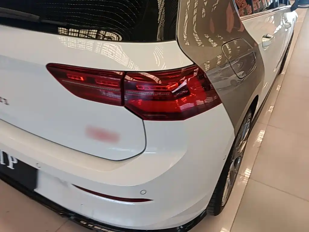 Volkswagen Golf — миниатюра 8