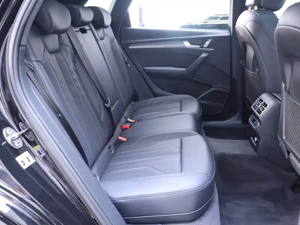 Audi Q5L — миниатюра 21