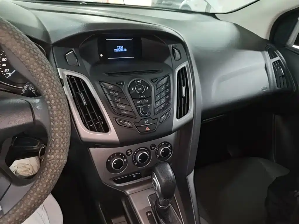 Ford Focus — миниатюра 13