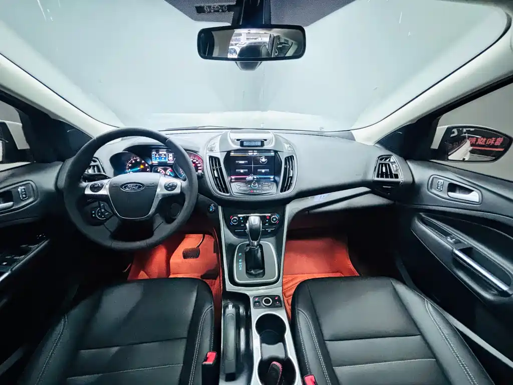 Ford Kuga — миниатюра 11