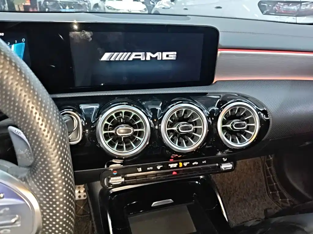 Mercedes-Benz A-Class AMG — миниатюра 13
