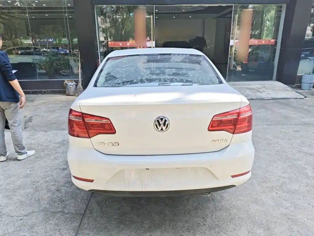 Volkswagen Bora — миниатюра 6