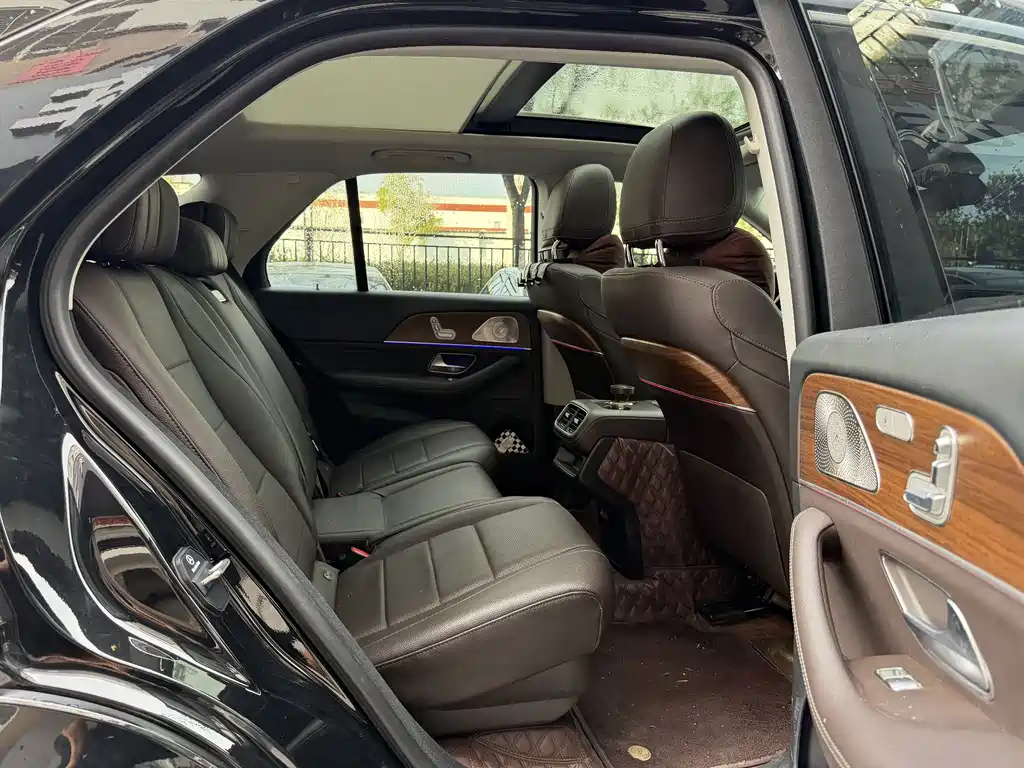 Mercedes-Benz GLE New Energy — миниатюра 10