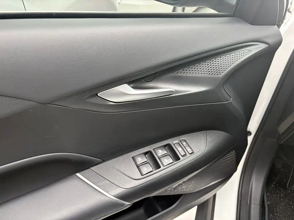 Changan Eado — миниатюра 15