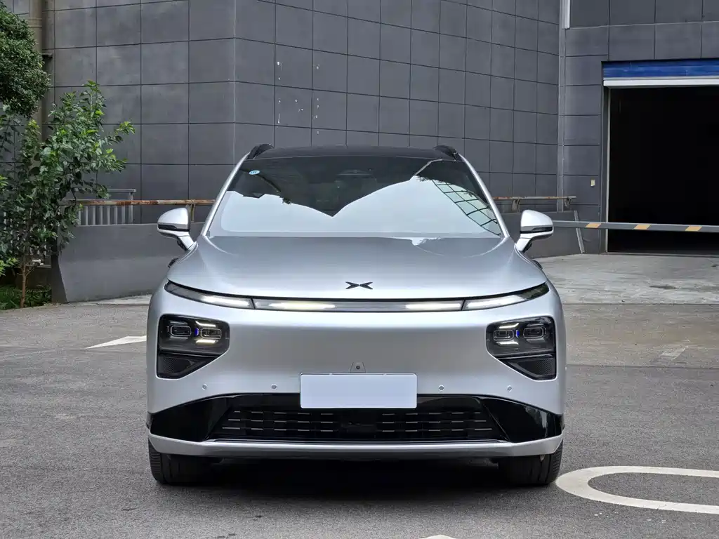 XPeng G9 — миниатюра 2