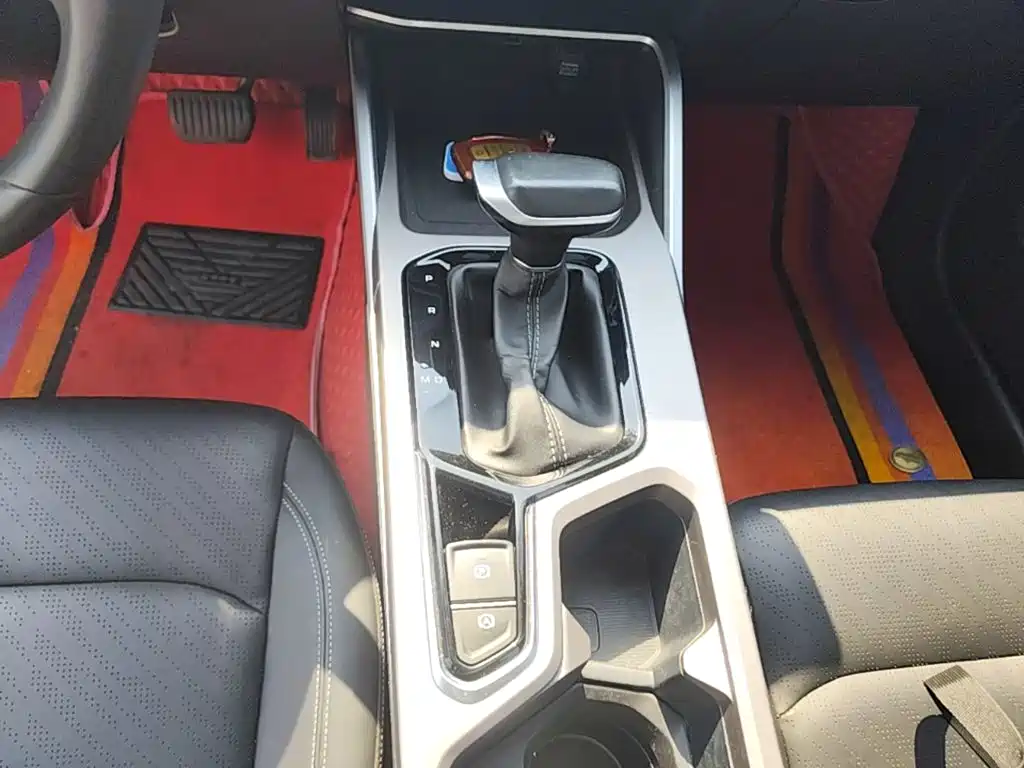 Geely Emgrand — миниатюра 14