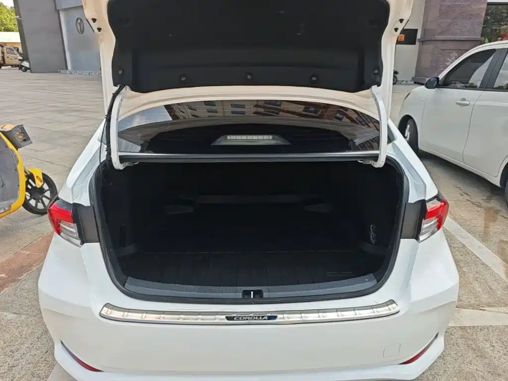 Toyota Corolla — миниатюра 19