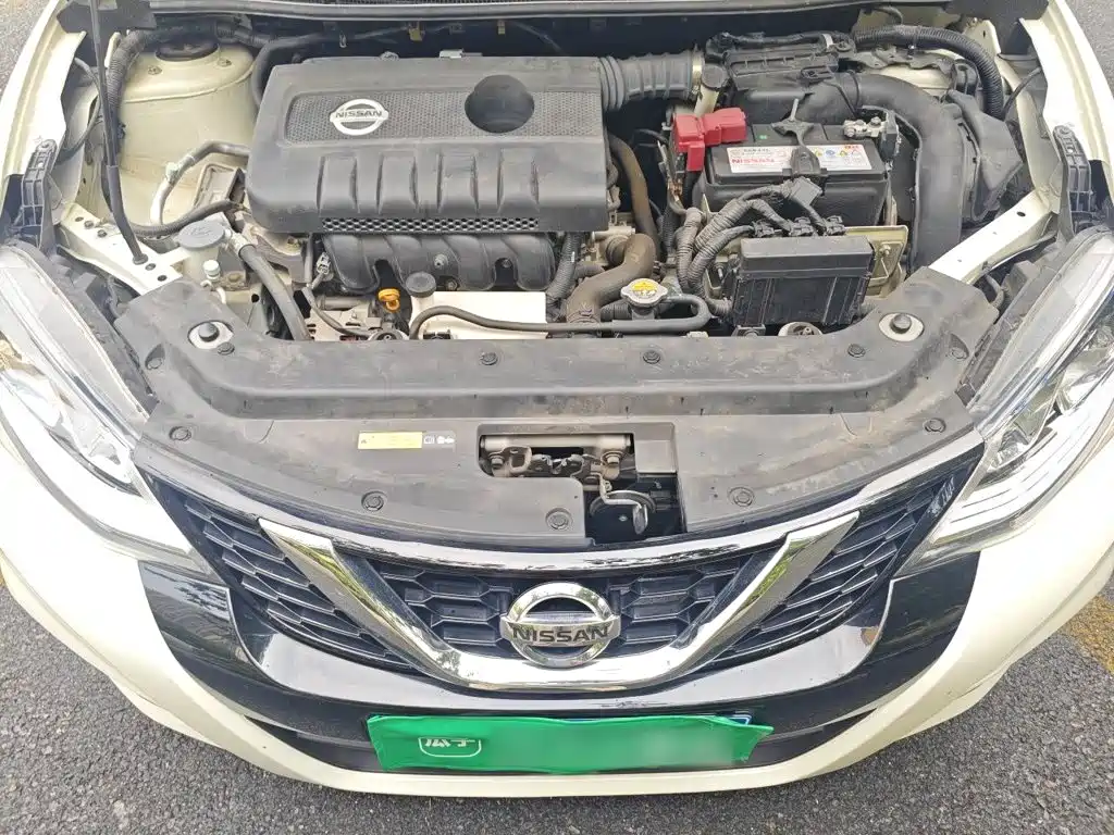 Nissan Tiida — миниатюра 11