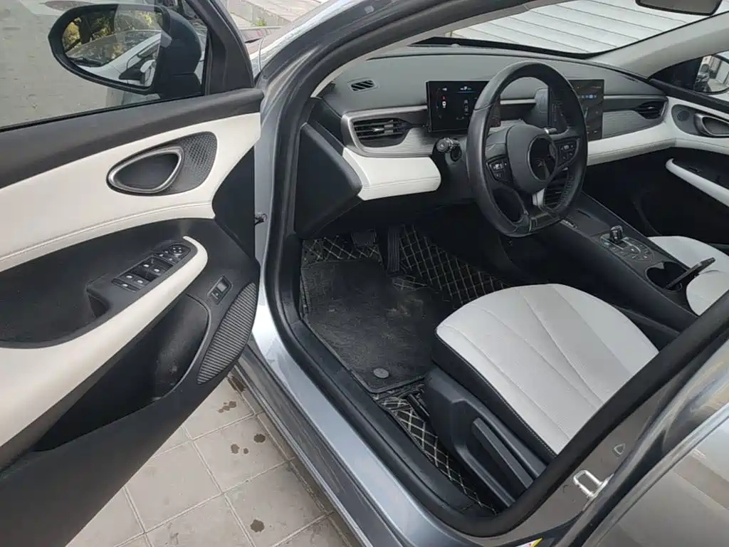 BYD Seal 05 DM-i — миниатюра 16