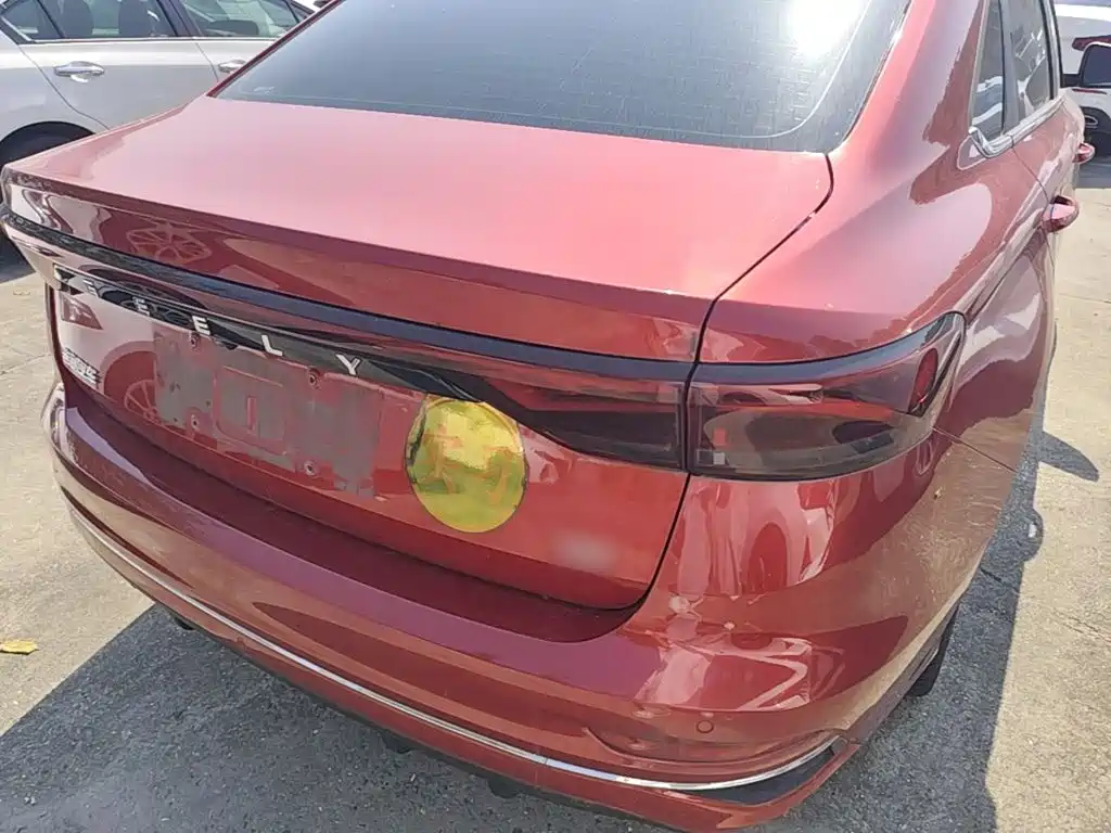 Geely Emgrand — миниатюра 8