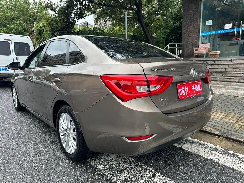 Buick Excelle — миниатюра 6