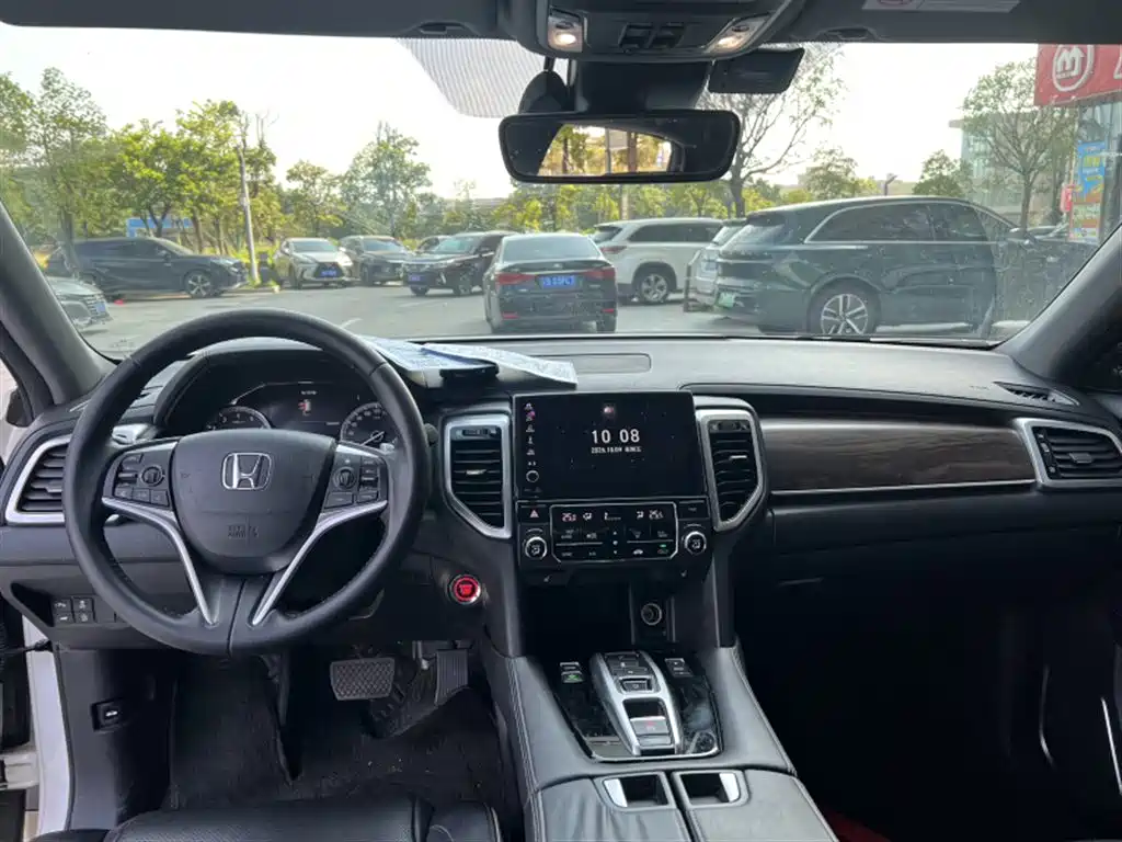 Honda UR-V — миниатюра 7