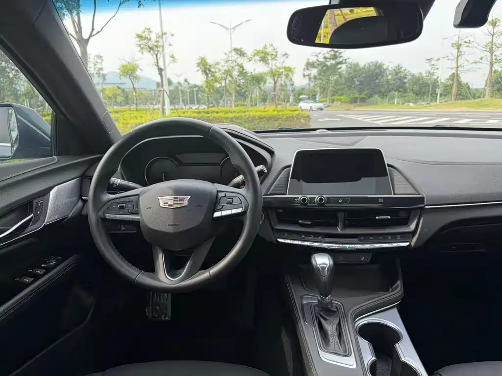 Cadillac CT4 28T Luxury Type, фото 11